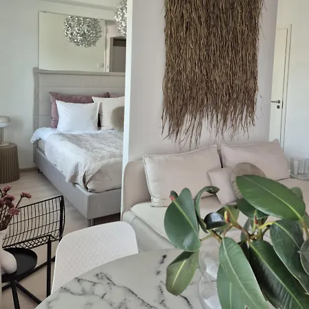 Portside Lux -private Free Parking-1night Cruise Parking Included * Turku