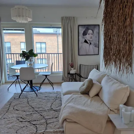 Apartment Portside Lux -private Free Parking-1night Cruise Parking Included *