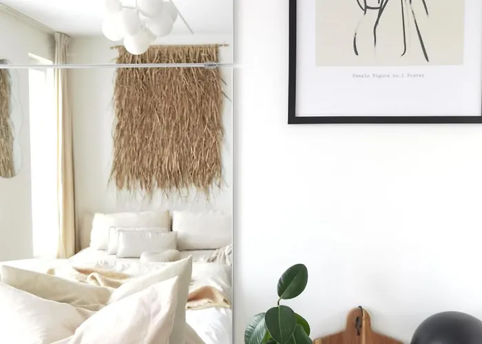 Portside Lux -private Free Parking-1night Cruise Parking Included Daire Turku