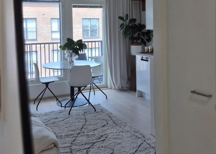 Portside Lux -private Free Parking-1night Cruise Parking Included Daire Turku