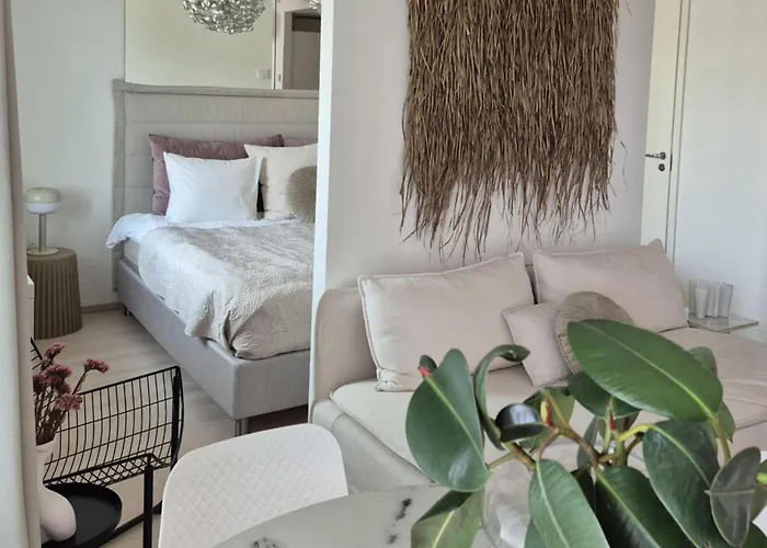 Portside Lux -private Free Parking-1night Cruise Parking Included * Turku